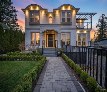MLS# R2870283