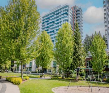 MLS# R2888653