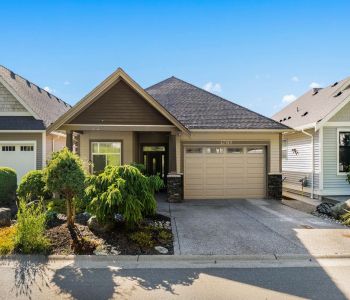 MLS# R2890949